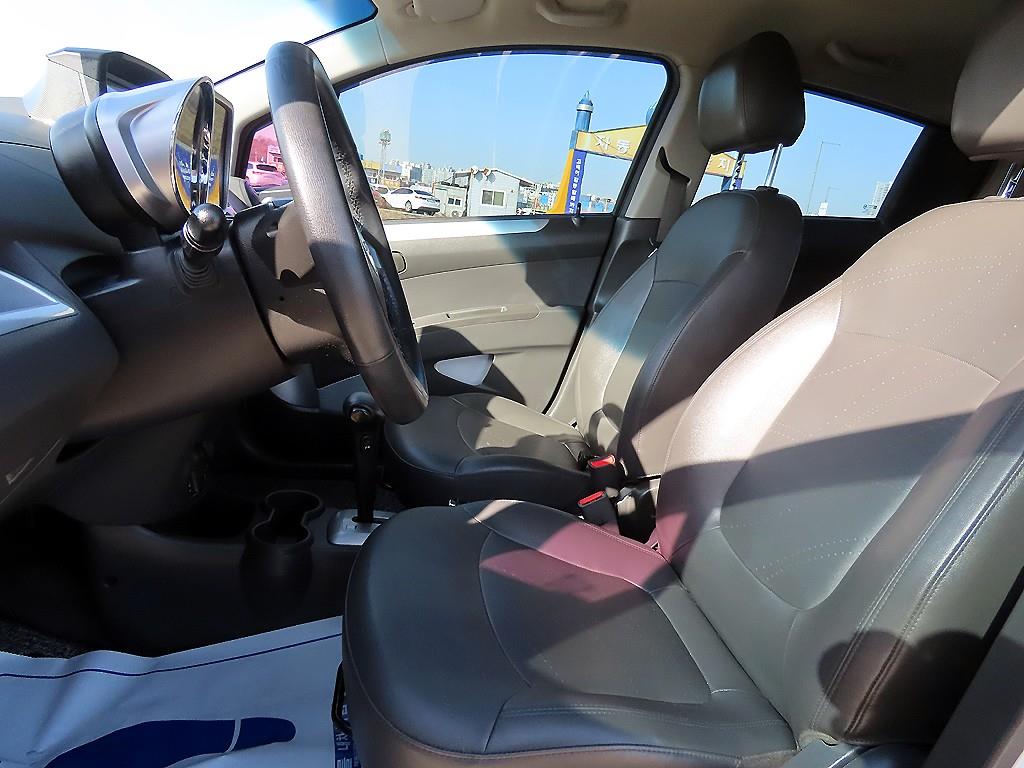 Chevrolet Spark - Vista 5