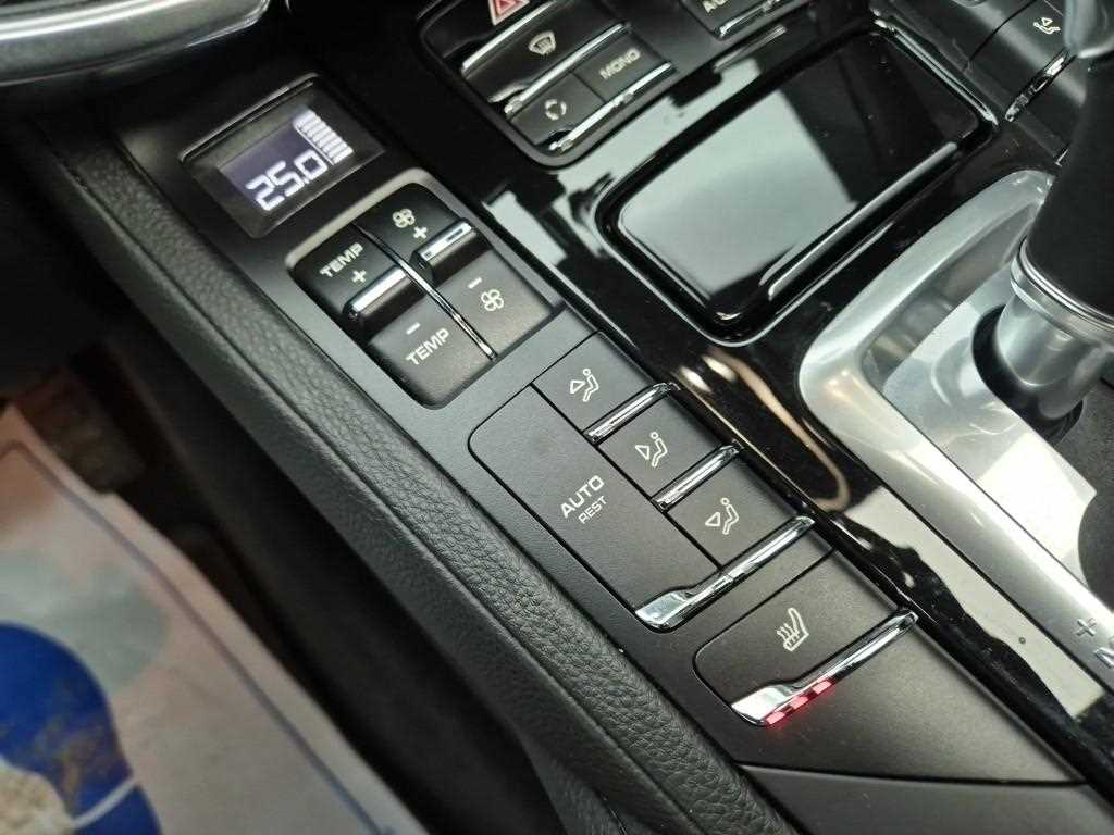 Porsche Cayenne 2012 Blanco - Importación desde Corea - HF Imports Iquique - Foto 17