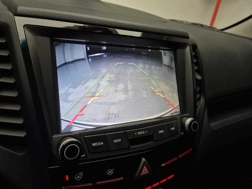 Ssangyong Tivoli 2018 Blanco - Importación desde Corea - HF Imports Iquique - Foto 14