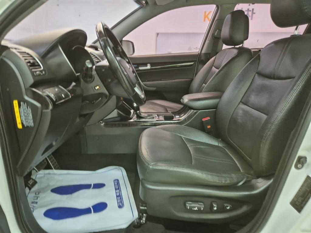 KIA Sorento - Vista 11