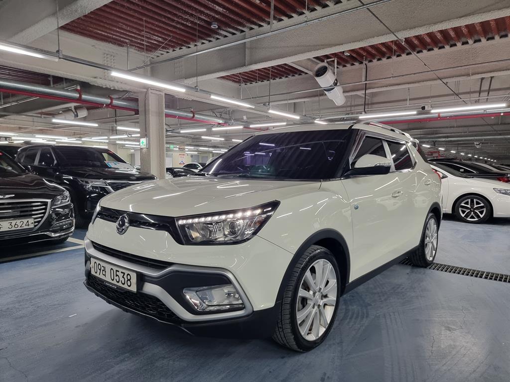 Ssangyong Tivoli - Vista 2