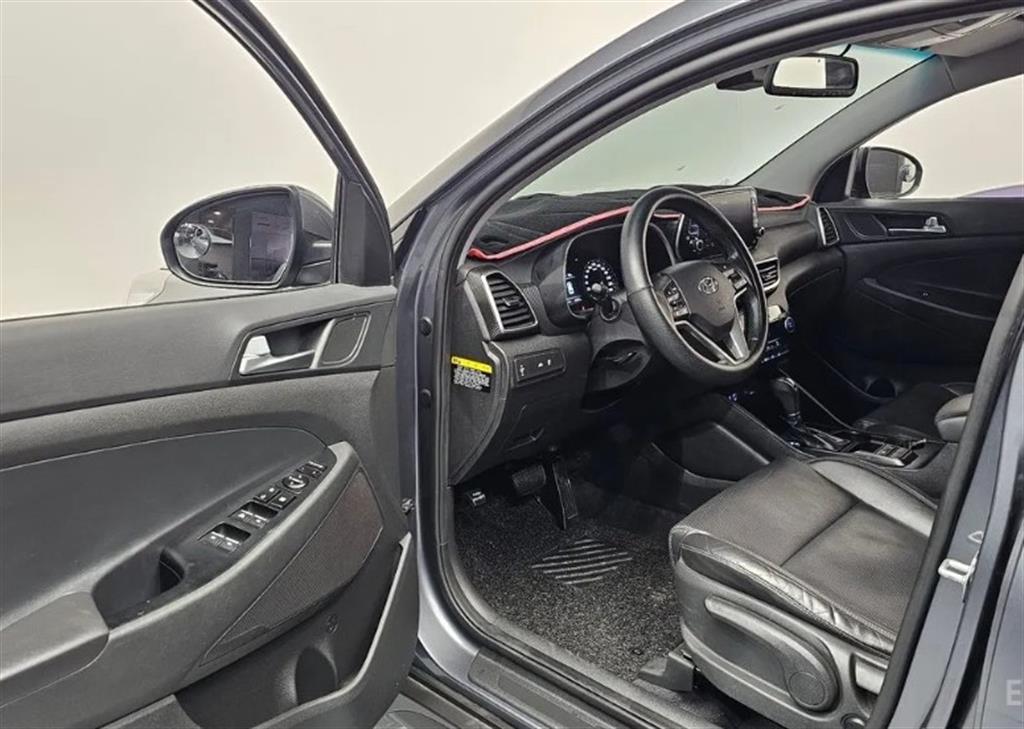 HYUNDAI Tucson - Vista 9