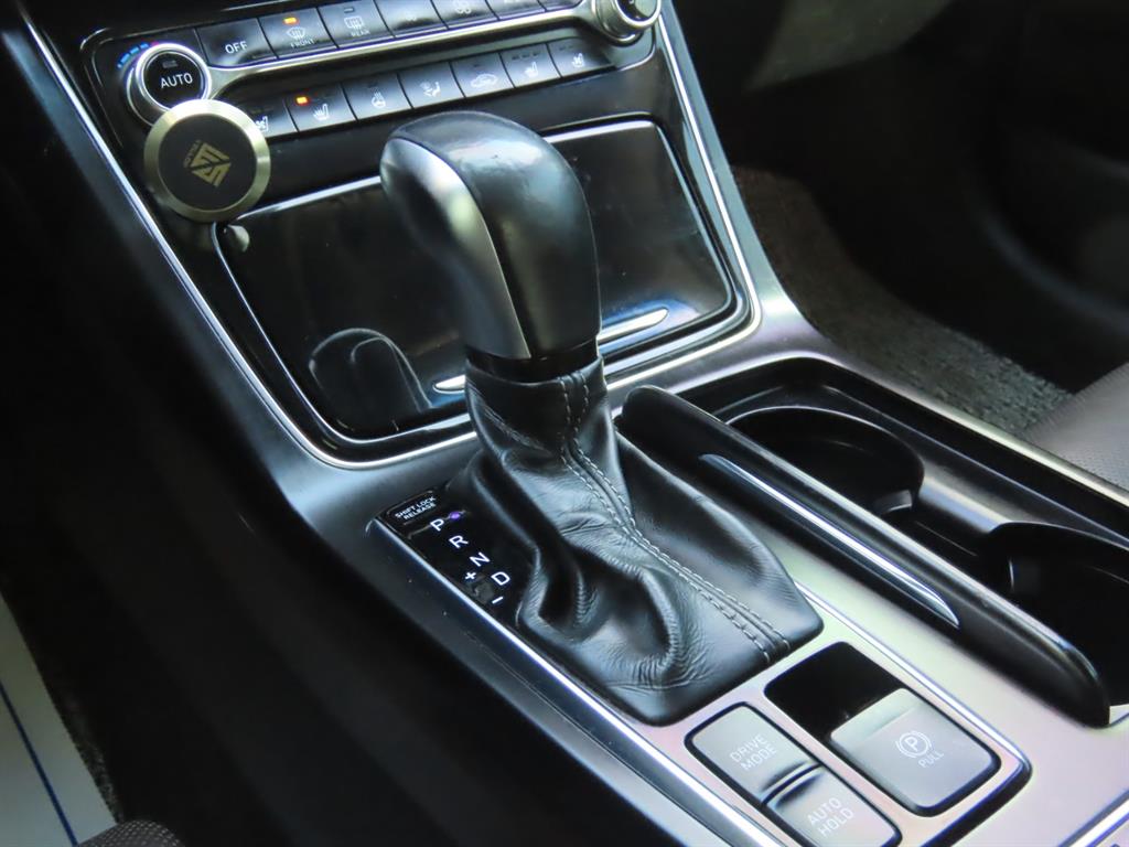 HYUNDAI Grandeur 2017 Blanco - Importación desde Corea - HF Imports Iquique - Foto 12