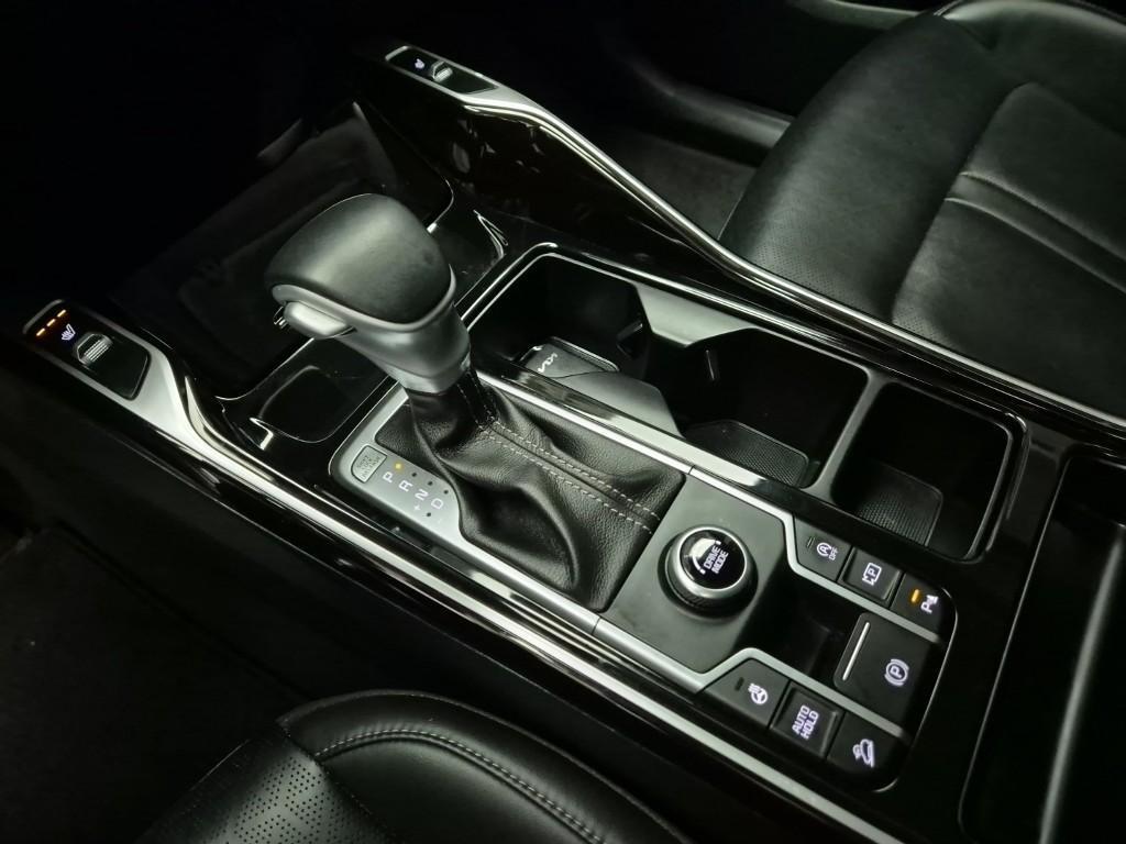 KIA Sorento - Vista 8