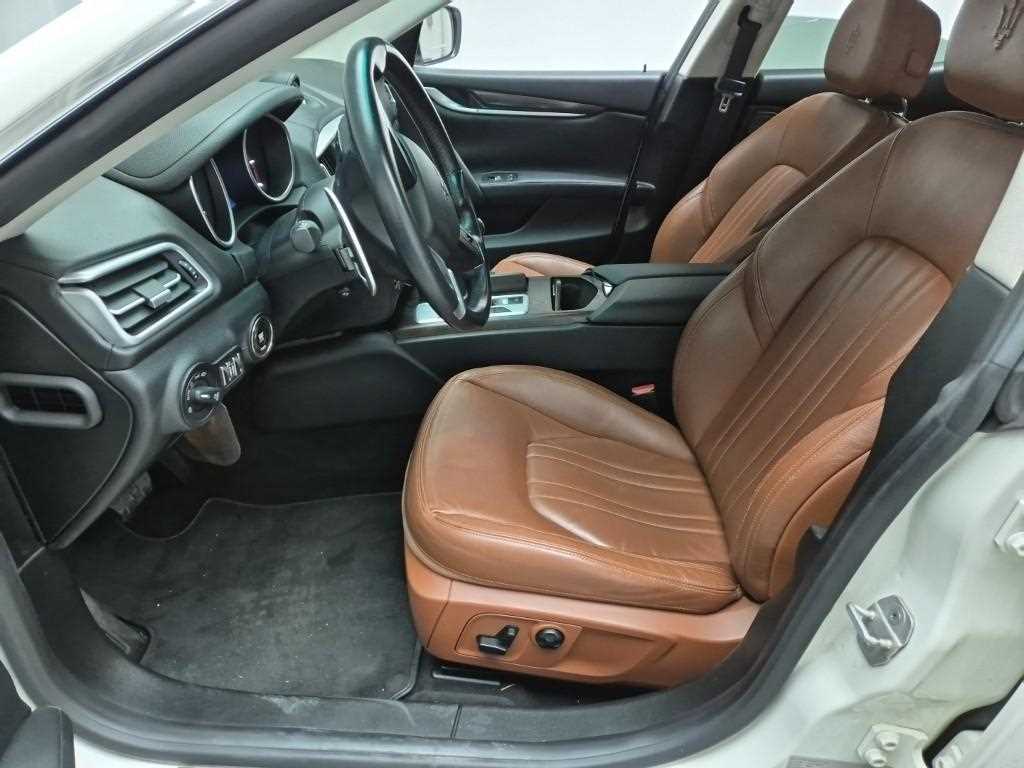 Maserati Ghibli - Vista 11