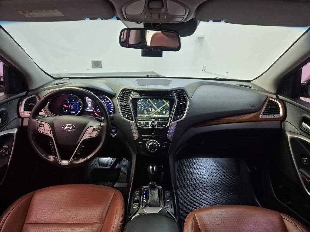 HYUNDAI Maxcruz - Vista 7
