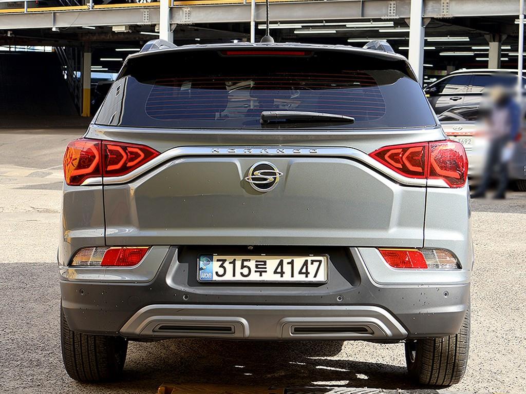 Ssangyong Korando - Vista 5