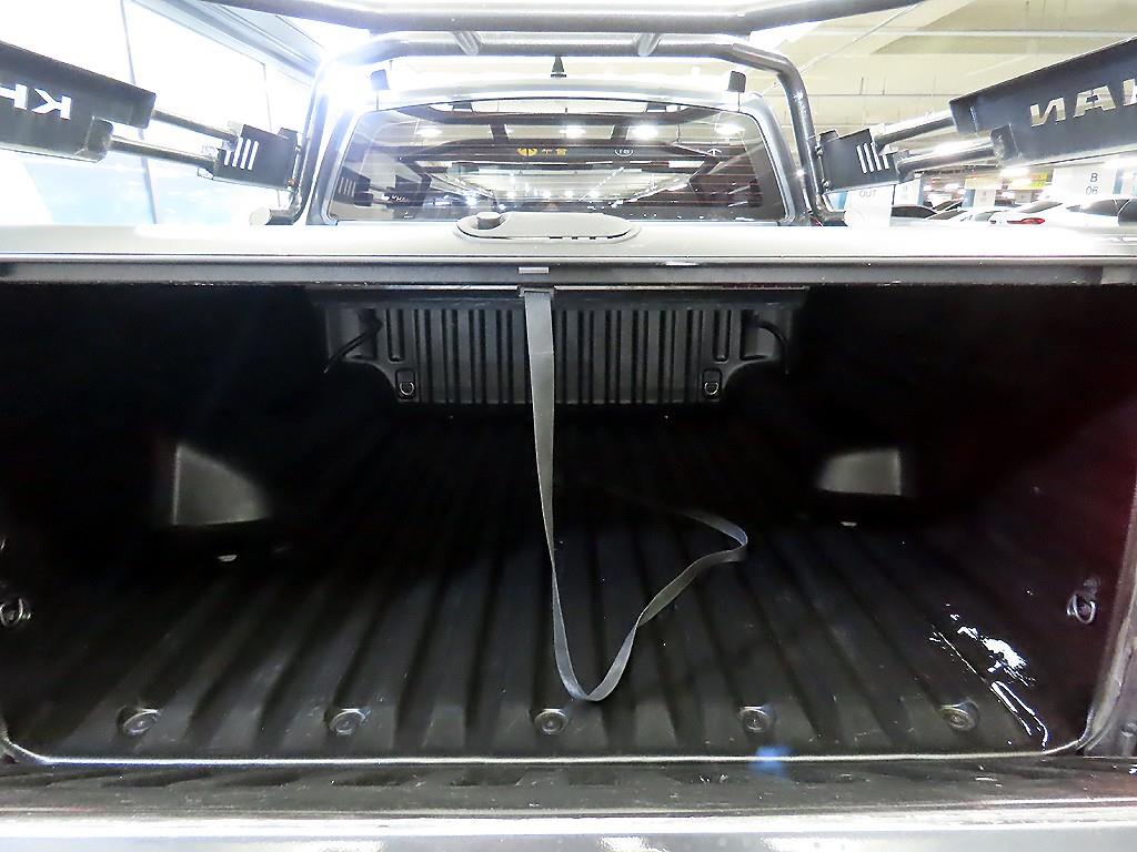 Ssangyong Rexton 2023 Verde - Importación desde Corea - HF Imports Iquique - Foto 17