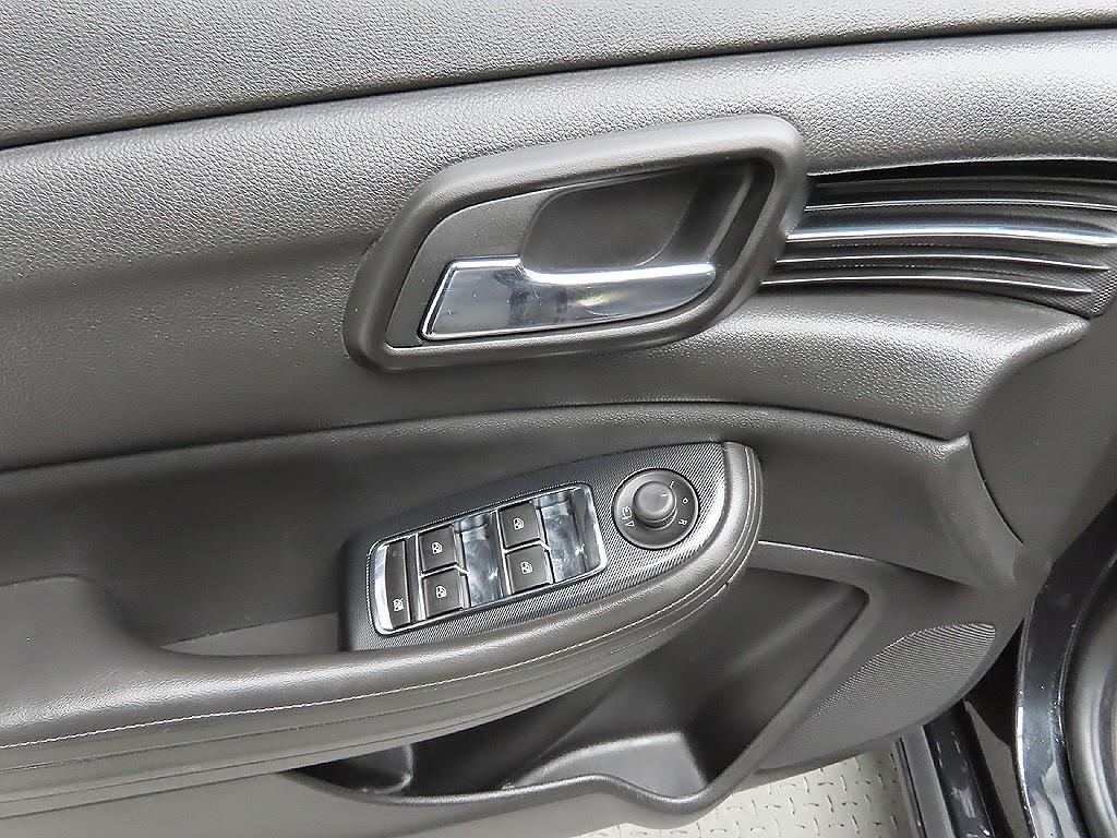 Chevrolet Malibu 2016 Negro - Importación desde Corea - HF Imports Iquique - Foto 12