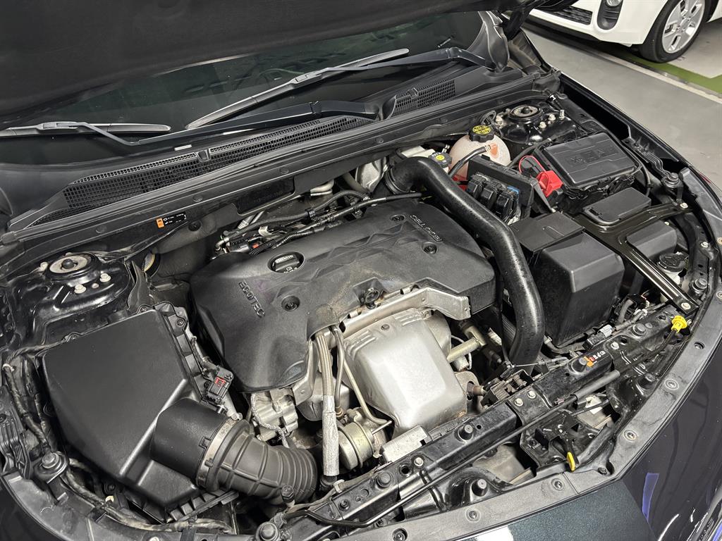 Chevrolet Malibu 2017 Negro - Importación desde Corea - HF Imports Iquique - Foto 18