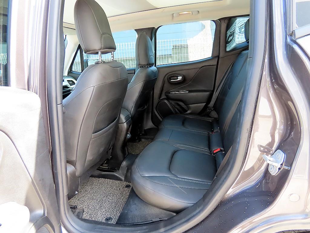 Jeep Renegade - Vista 6