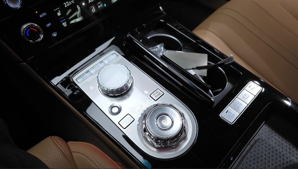 Genesis G80 - Vista 8