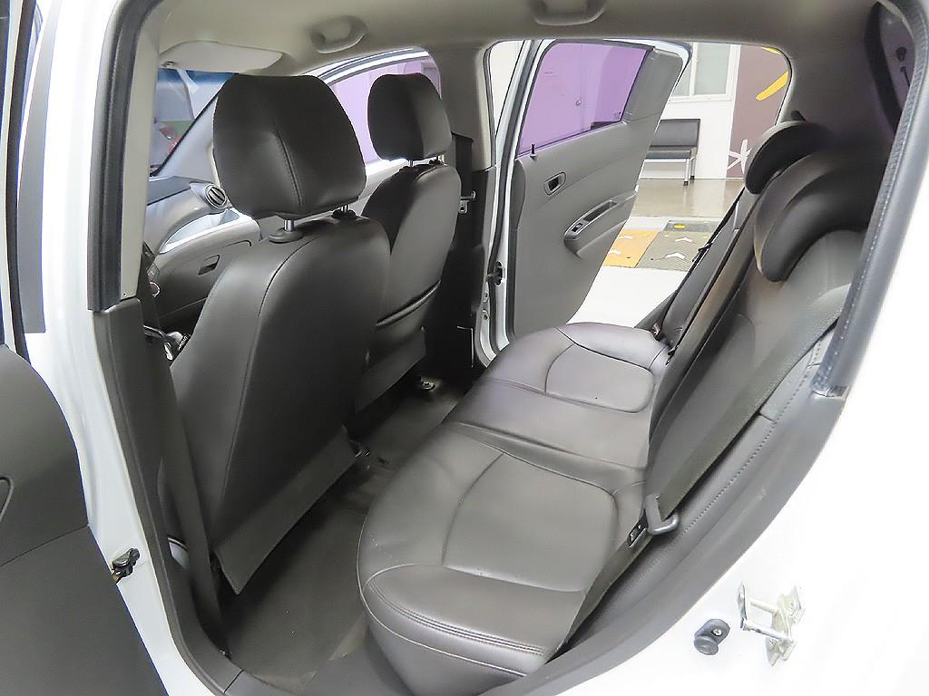 Chevrolet Spark 2015 Blanco - Importación desde Corea - HF Imports Iquique - Foto 8