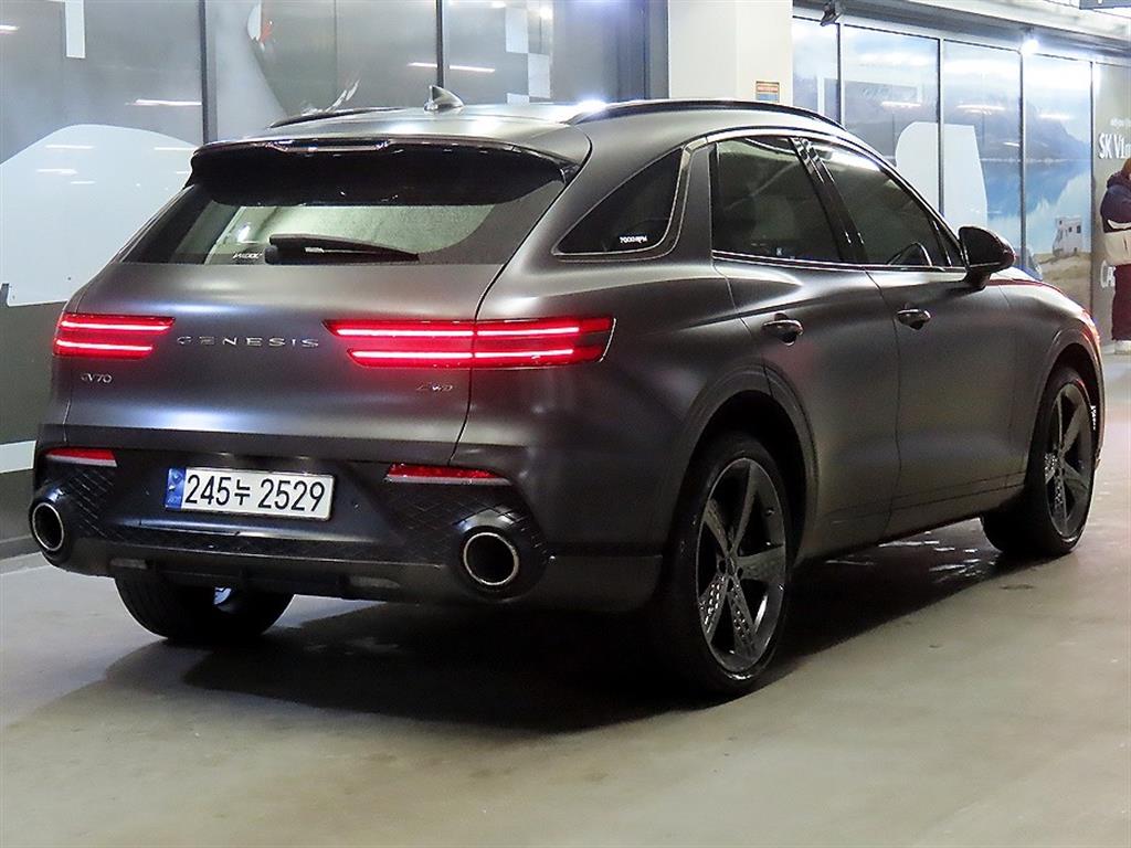 Genesis GV70 - Vista 4