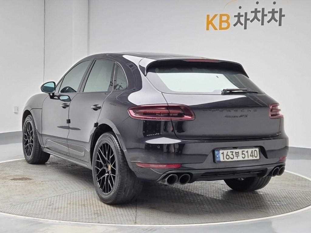 Porsche Macan - Vista 2