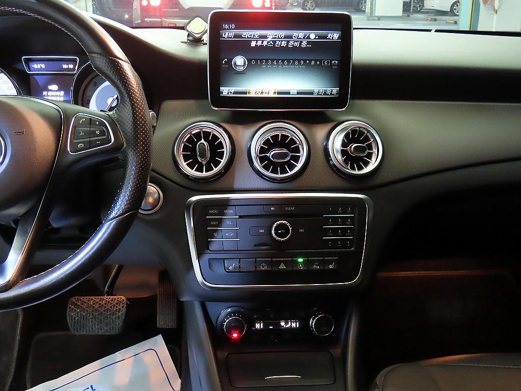 Mercedes Benz CLA Class - Vista 10