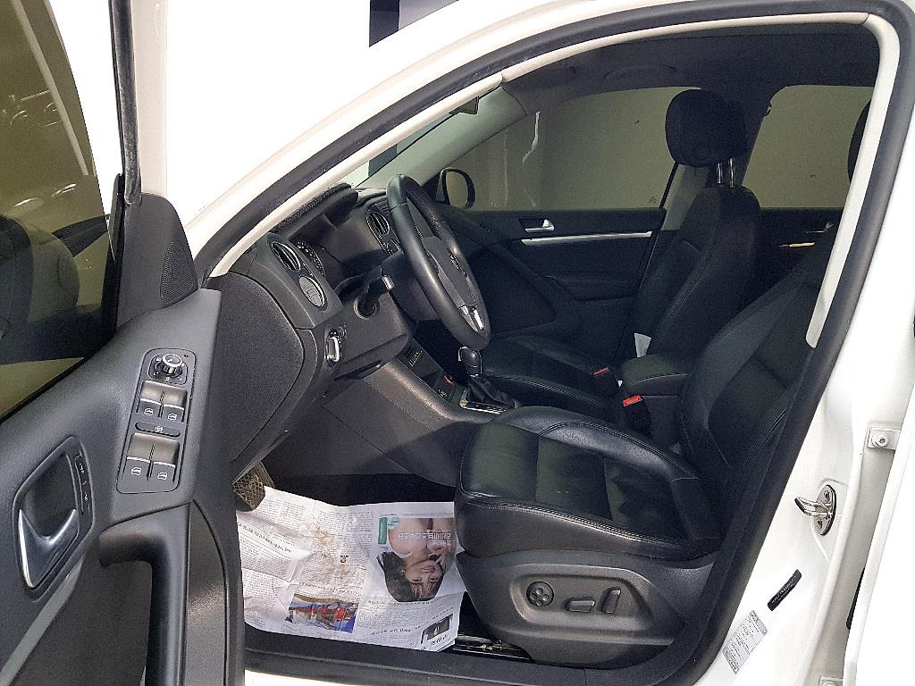 Volkswagen Tiguan - Vista 8