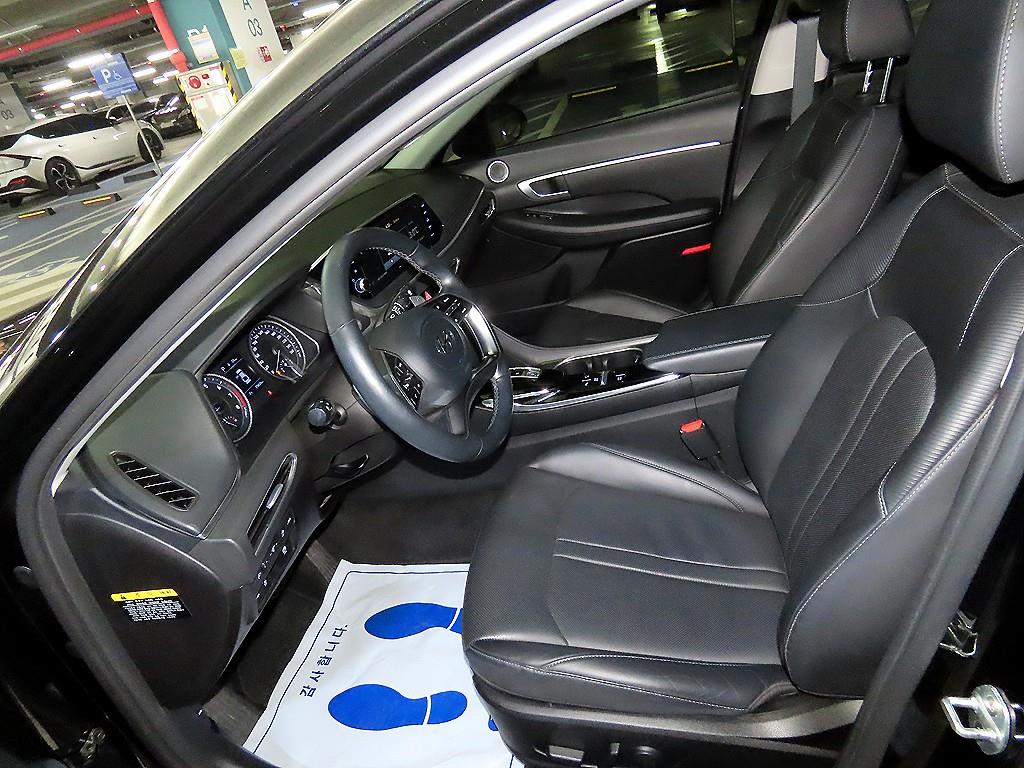 HYUNDAI Sonata - Vista 6