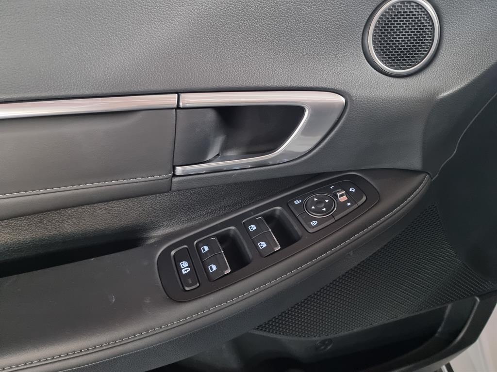 HYUNDAI Sonata - Vista 9