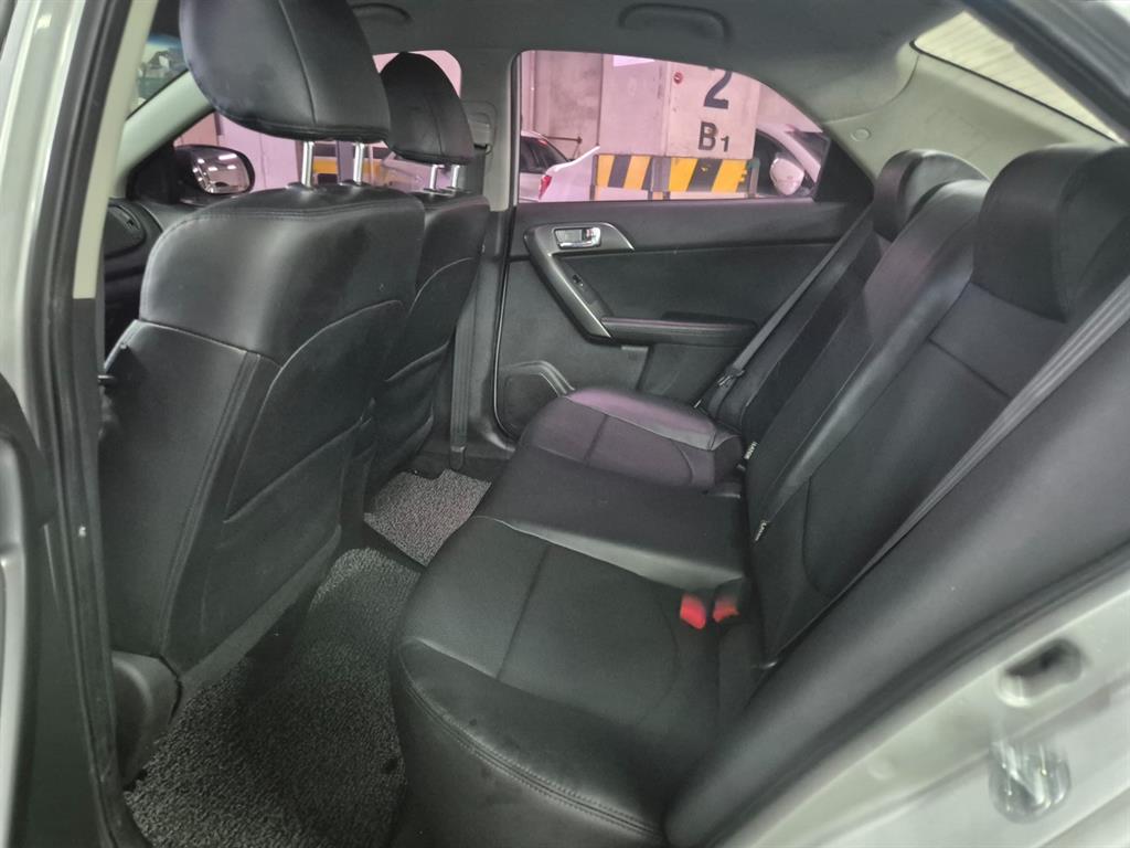 KIA Forte 2013 Plateado - Importación desde Corea - HF Imports Iquique - Foto 20