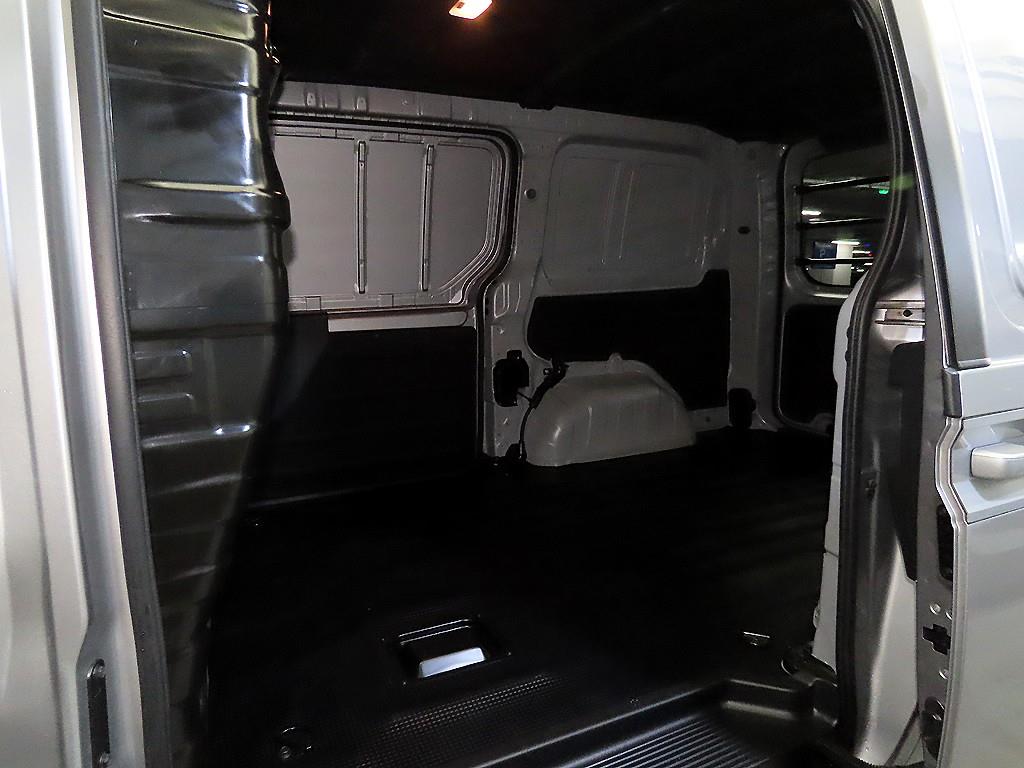 HYUNDAI Staria - Vista 7