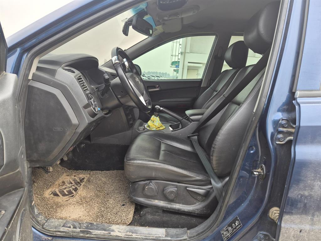 Ssangyong Korando - Vista 11