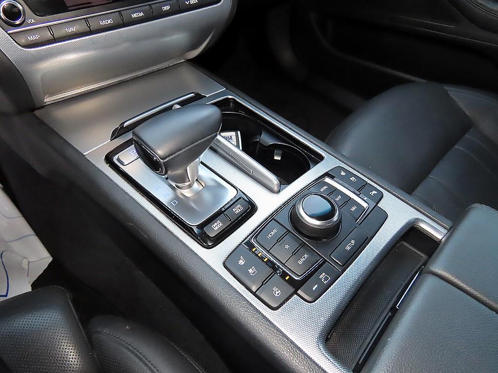 Genesis G80 - Vista 11