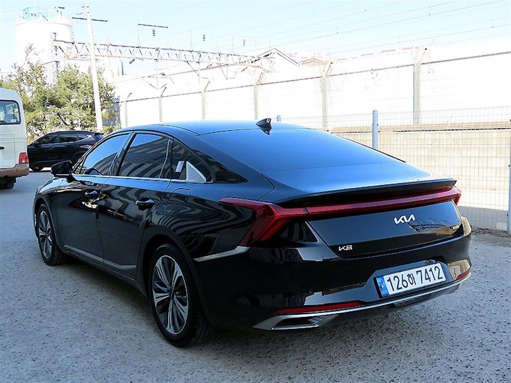KIA K8 - Vista 3