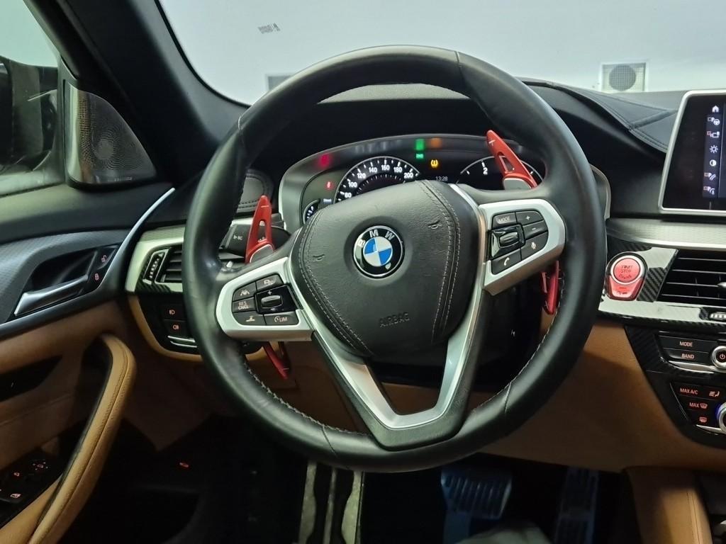 BMW 5 Series - Vista 9