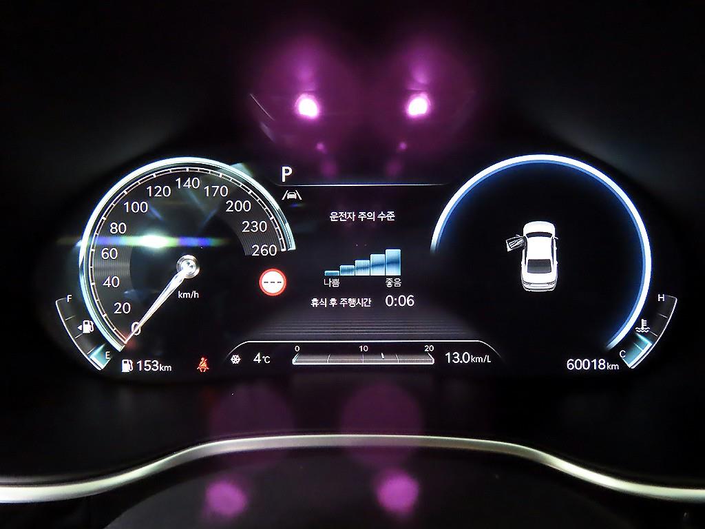 Genesis G80 - Vista 9