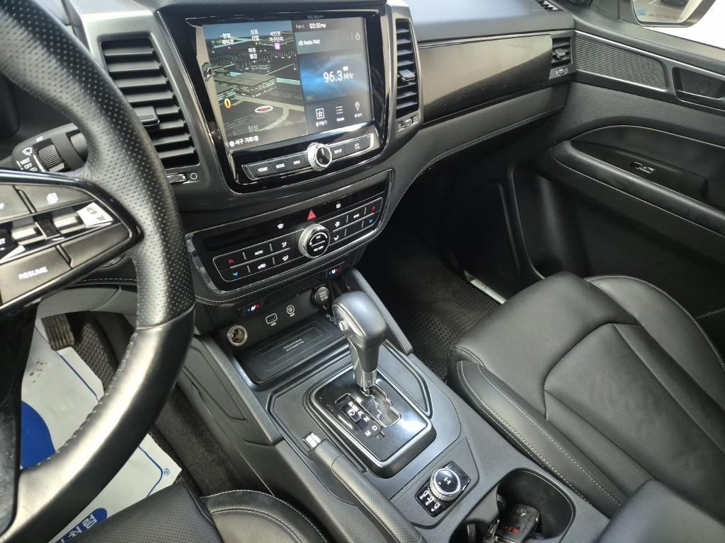 Ssangyong Rexton - Vista 10