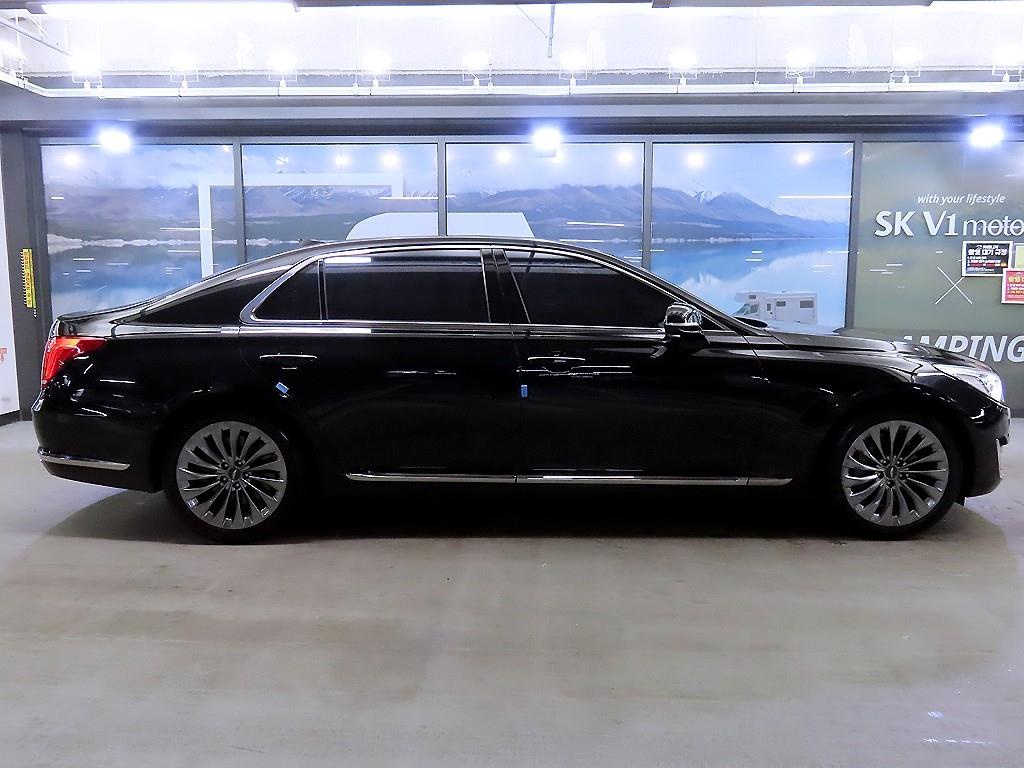 Genesis EQ900 - Vista 3