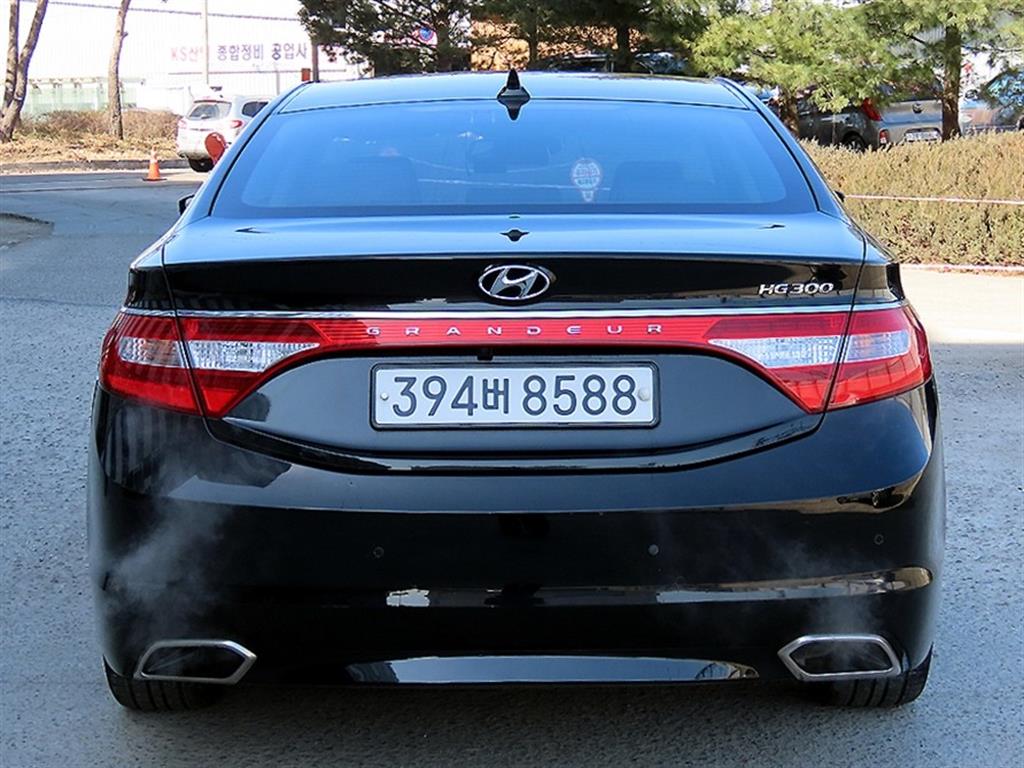 HYUNDAI Grandeur - Vista 4