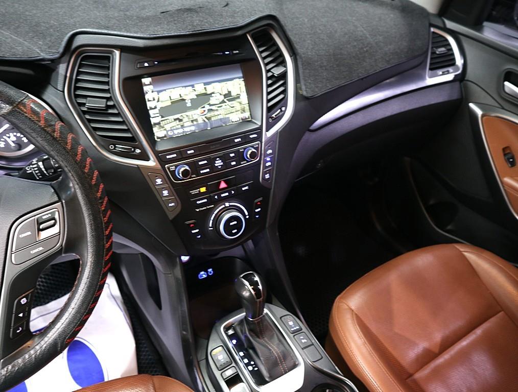 HYUNDAI Santa Fe - Vista 10