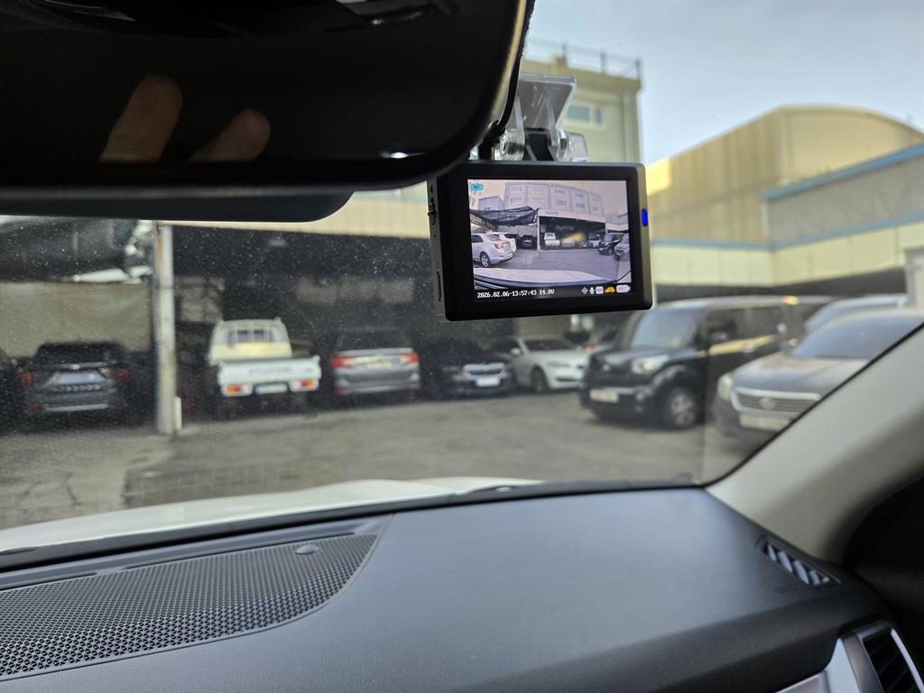 KIA Seltos - Vista 3