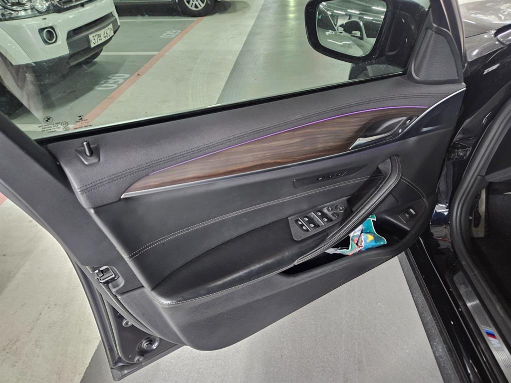 BMW 5 Series - Vista 7