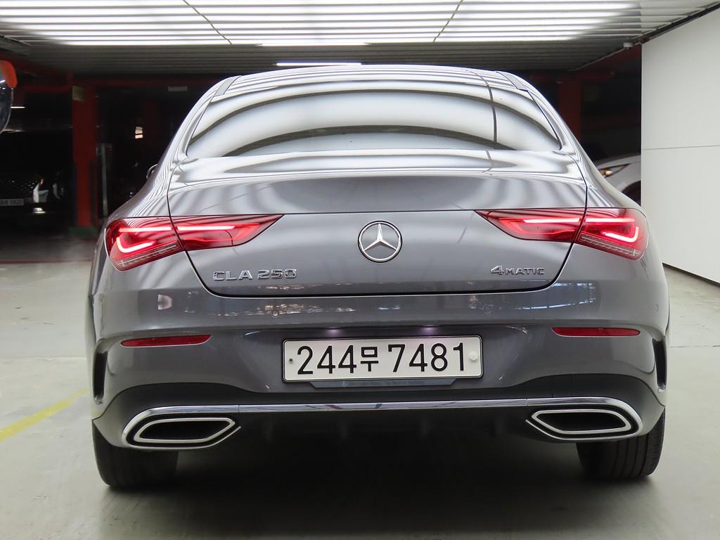 Mercedes Benz CLA Class - Vista 4