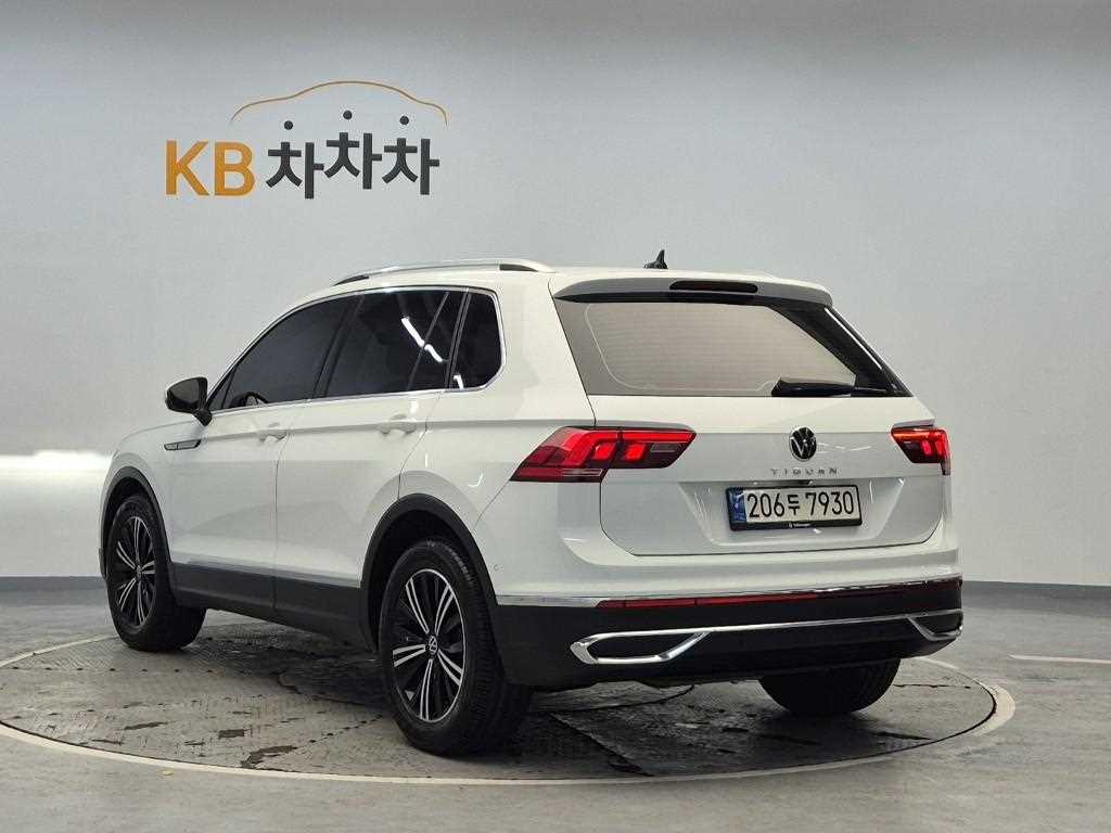 Volkswagen Tiguan - Vista 2