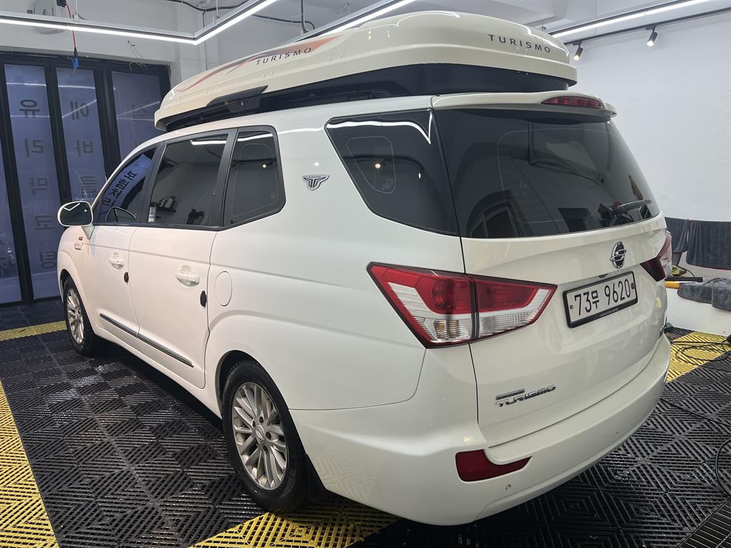 Ssangyong Korando - Vista 6