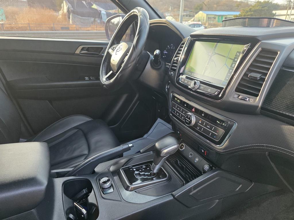 Ssangyong Rexton 2021 Negro - Importación desde Corea - HF Imports Iquique - Foto 19