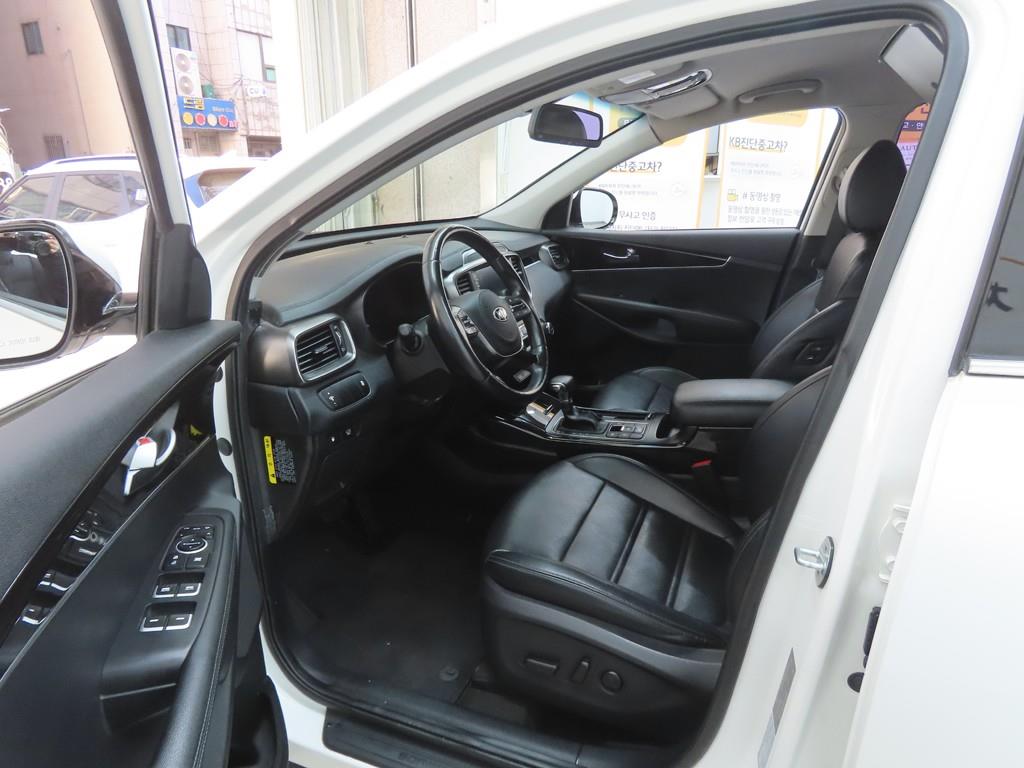 KIA Sorento - Vista 5