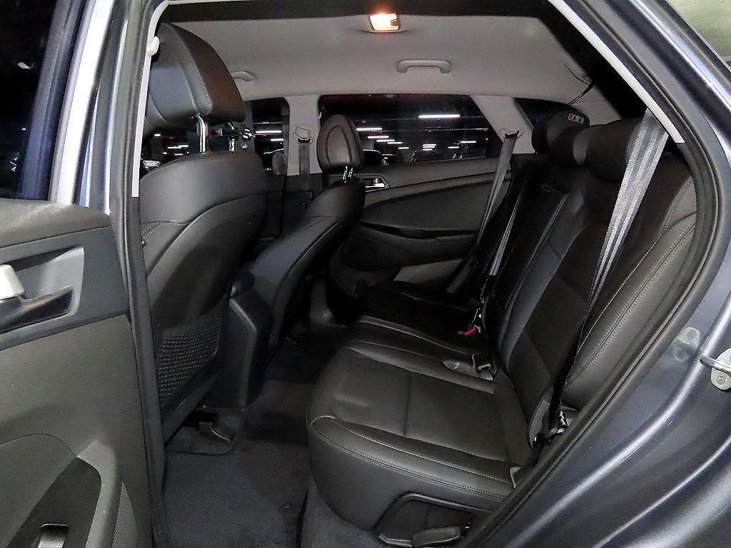 HYUNDAI Tucson - Vista 7