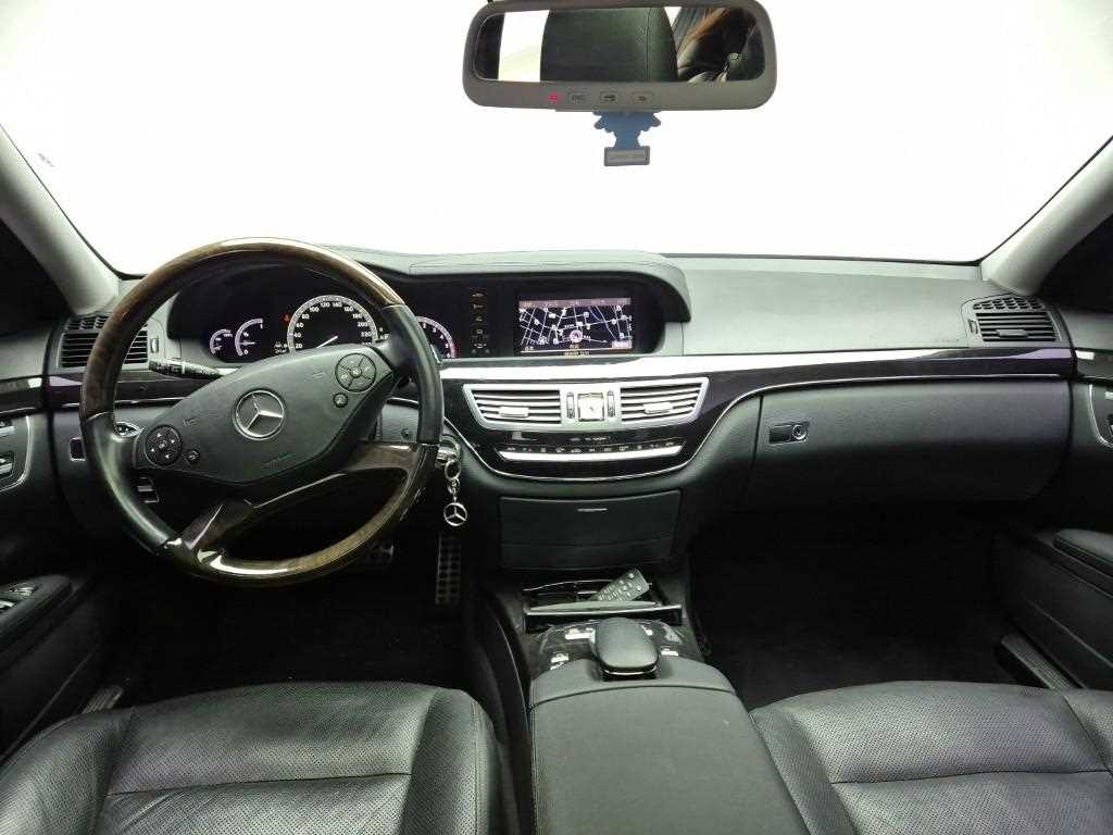 Mercedes Benz S Class - Vista 7