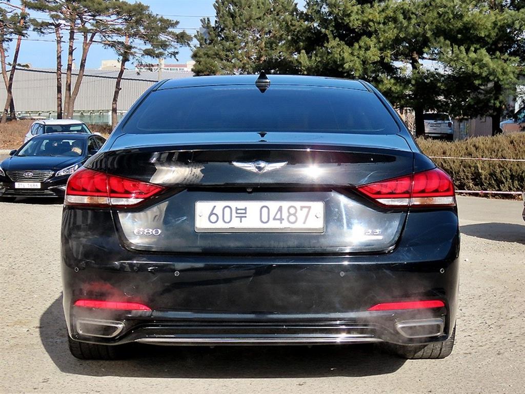 Genesis G80 - Vista 4