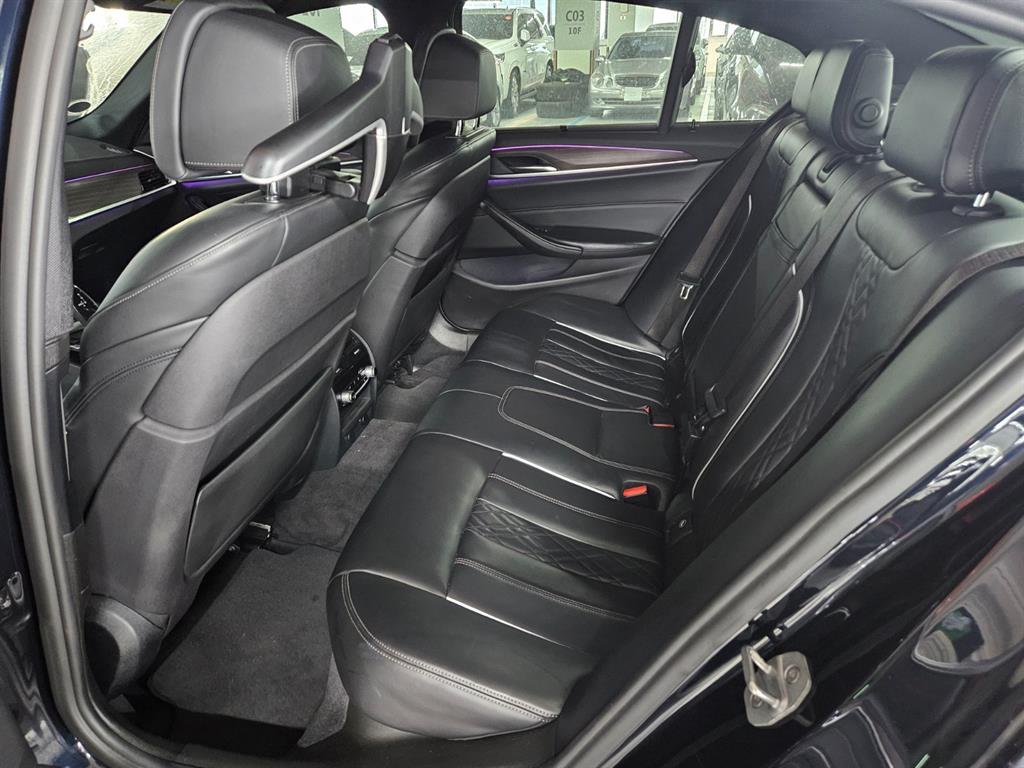 BMW 5 Series - Vista 10