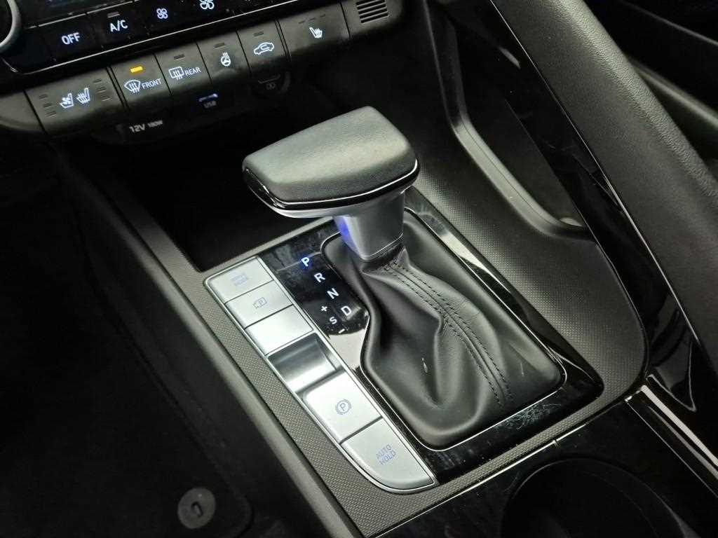 HYUNDAI Avante - Vista 8