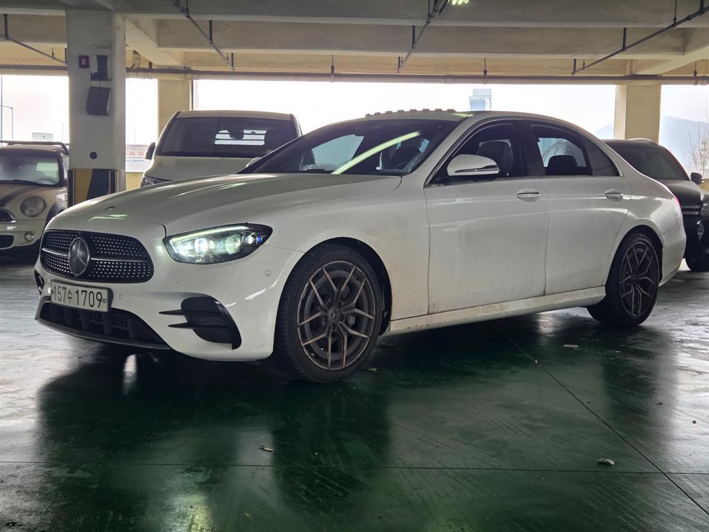 Mercedes Benz E class 2021 Blanco - Importación desde Corea - HF Imports Iquique - Foto 1