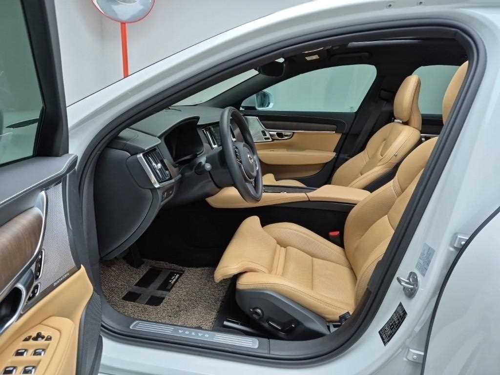 Volvo S90 - Vista 11