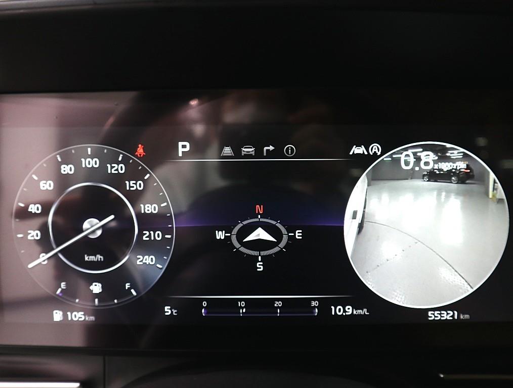 KIA Carnival - Vista 7