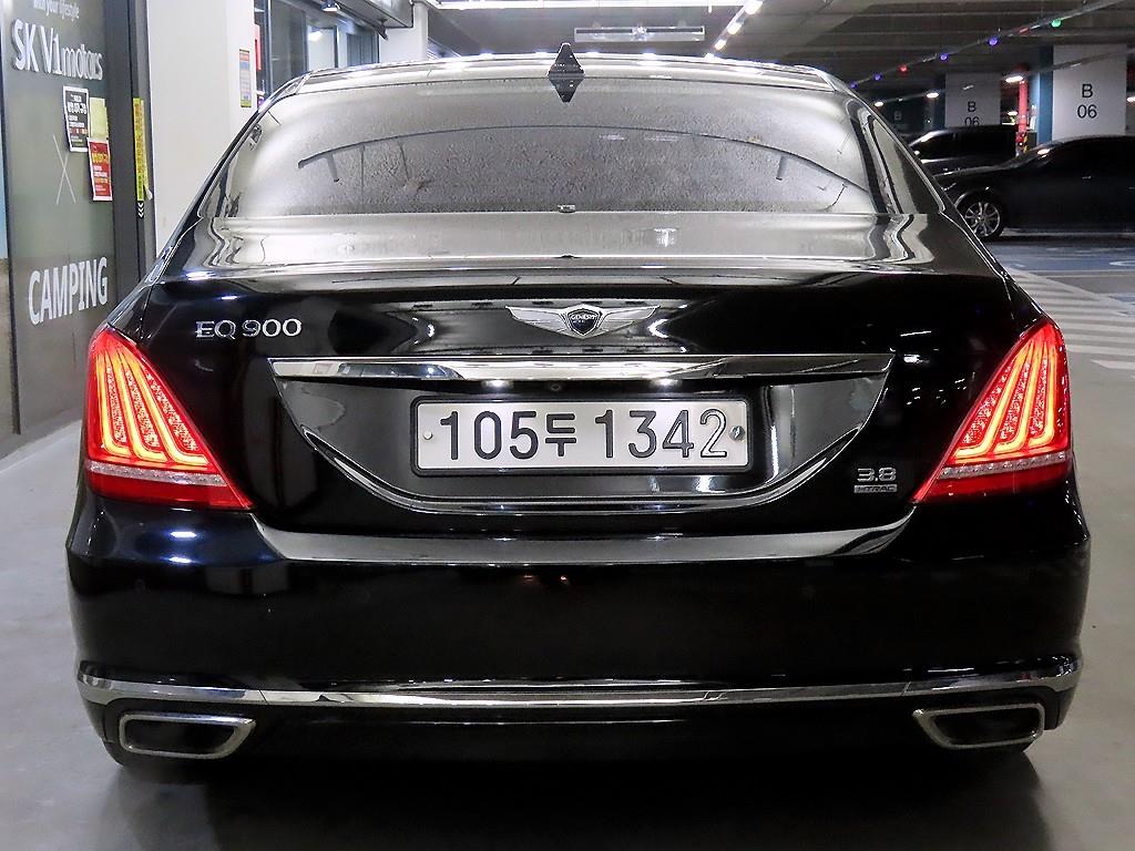 Genesis EQ900 - Vista 5